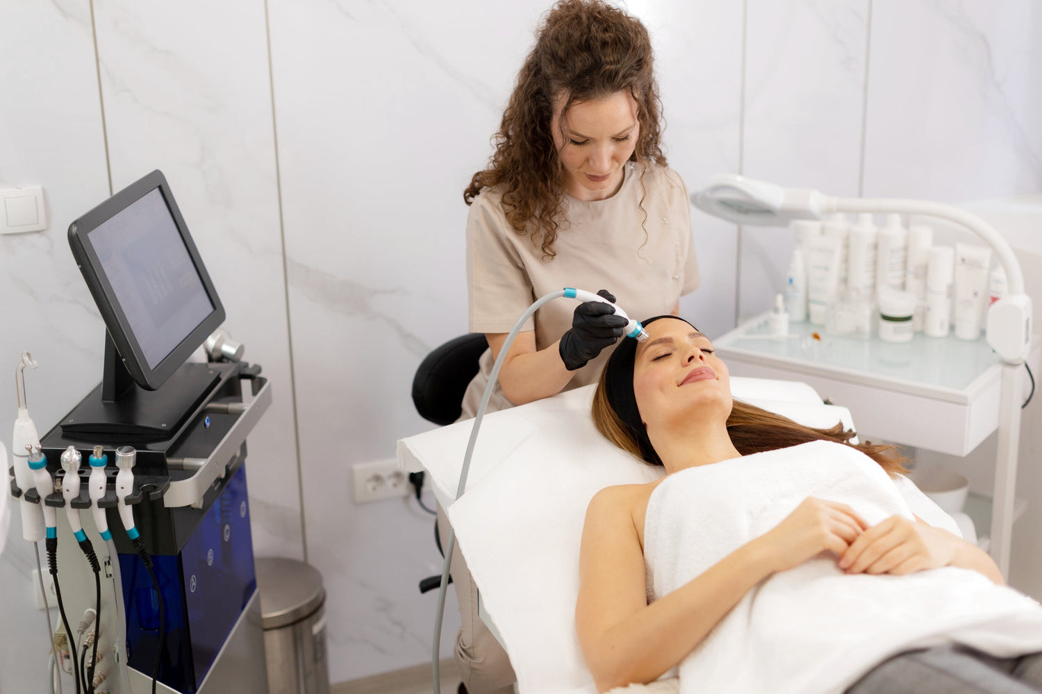 hydrafacial machine pro
